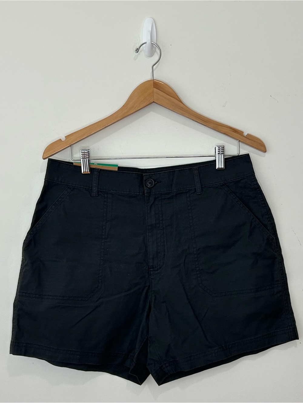 Eddie Bauer Women’s Black Ripstop Shorts - Size 12 Inseam 5”